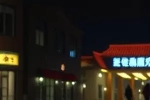 《光斑走廊》封面：午后阳光穿过百叶落在走廊地面